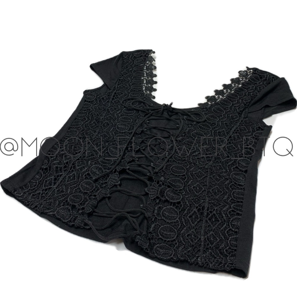 🔴SALE 3/$20🔴 High Demand Women's Knit Jersey Lace-up Back Tee - Picture 3 of 12